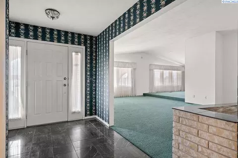 5420 W Livingston, Pasco, WA 99301 photo 8