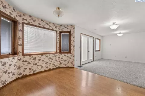 5420 W Livingston, Pasco, WA 99301 photo 14