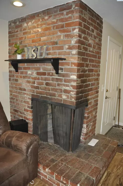 1340 NW Hall Dr, Pullman, WA 99163 photo 3