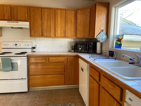 310 SE Derby St, Pullman, WA 99163 photo 5
