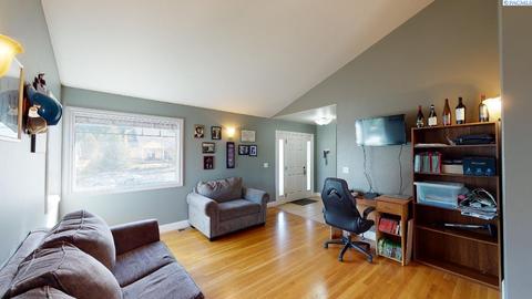 700 SW Center St, Pullman, WA 99163 photo 3