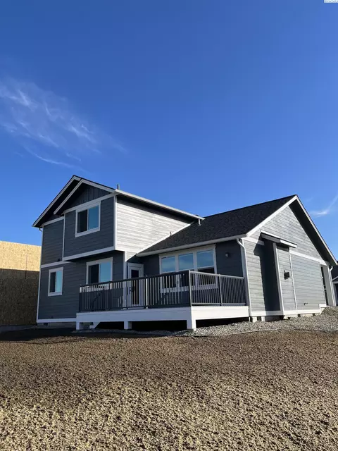 800 SW Iyla Ct, Pullman, WA 99163 photo 2