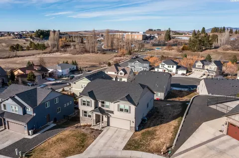 520 NW Aspen Ct, Pullman, WA 99163 photo 2
