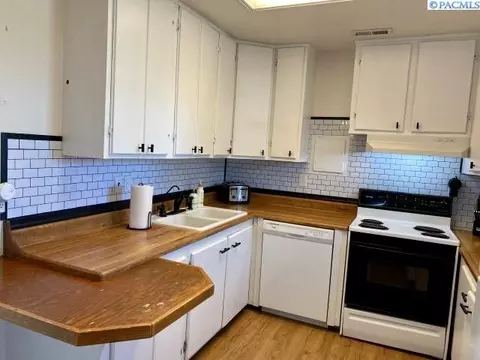 5920 Curlew Ln, Pasco, WA 99301 photo 3