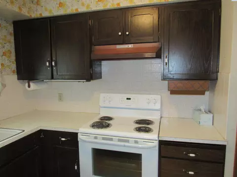 1920 NW Lamont Dr, Pullman, WA 99163 photo 2