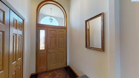 990 SW Meyer Dr, Pullman, WA 99163 photo 2
