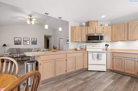 18 Marigold Loop, Pasco, WA 99301 photo 19