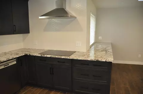 2330 S Grand Ave, Pullman, WA 99163 photo 10