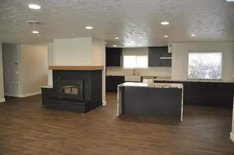 2330 S Grand Ave, Pullman, WA 99163 photo 6