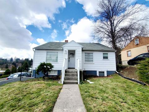 1155 NE Lake St, Pullman, WA 99163 photo 1