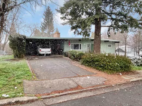 341 NW Webb St, Pullman, WA 99163 photo 3