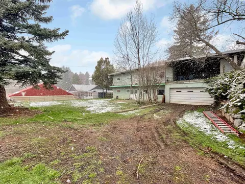 341 NW Webb St, Pullman, WA 99163 photo 2