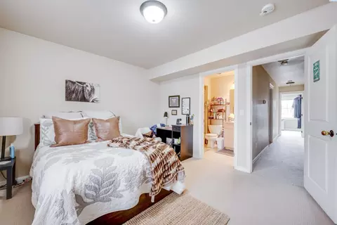 715 NE Oak #B, Pullman, WA 99163 photo 12
