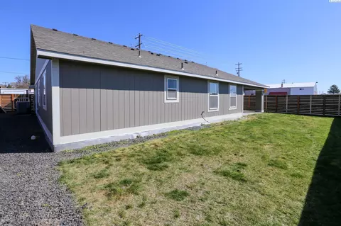 309 E Clark St, Connell, WA 99326 photo 19