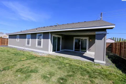 309 E Clark St, Connell, WA 99326 photo 18