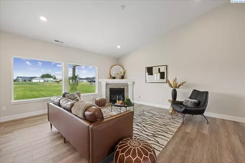 2336 Rd 40, Pasco, WA 99301 photo 4