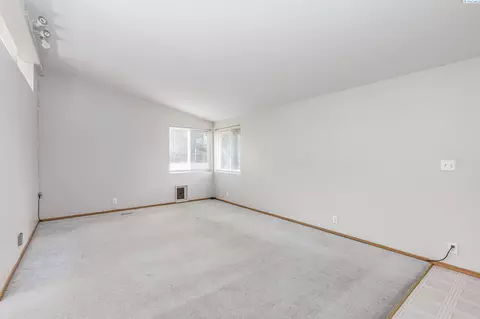 520 Edison St, Connell, WA 99326 photo 18