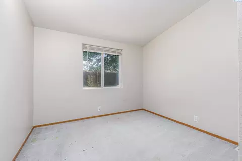 520 Edison St, Connell, WA 99326 photo 17