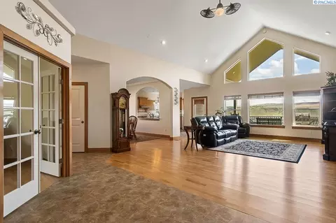 15313 Clear View Loop, Kennewick, WA 99338 photo 11
