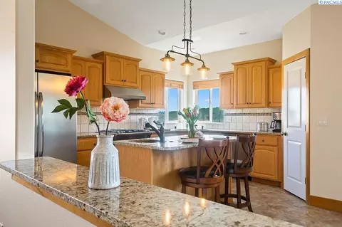 15313 Clear View Loop, Kennewick, WA 99338 photo 16