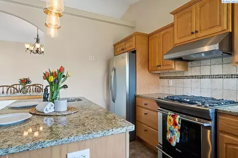 15313 Clear View Loop, Kennewick, WA 99338 photo 18