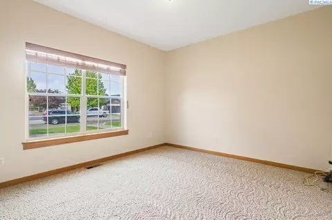 15313 Clear View Loop, Kennewick, WA 99338 photo 21