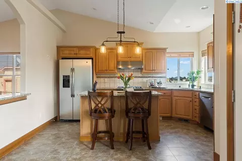 15313 Clear View Loop, Kennewick, WA 99338 photo 17