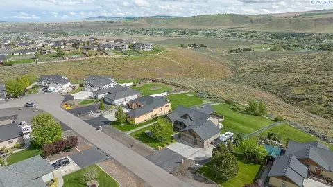 15313 Clear View Loop, Kennewick, WA 99338 photo 38