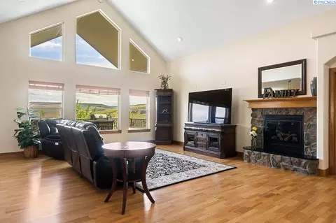 15313 Clear View Loop, Kennewick, WA 99338 photo 8
