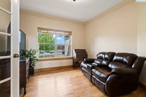 15313 Clear View Loop, Kennewick, WA 99338 photo 12