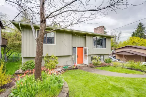 235 SE South St, Pullman, WA 99163 photo 2