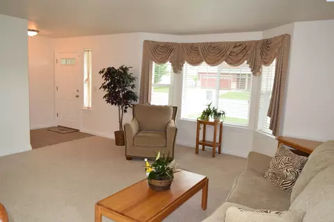 4004 Laredo Dr, Pasco, WA 99301 photo 3