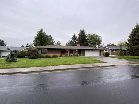 1105 SE Kamiaken St, Pullman, WA 99163 photo 1