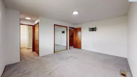 3478 Hanson Loop, Burbank, WA 99323 photo 14