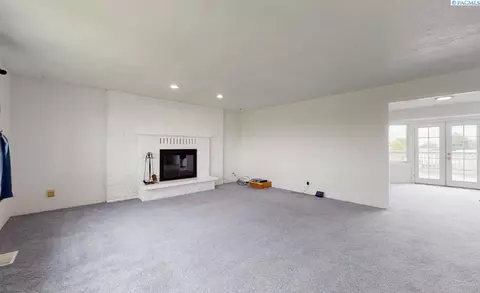 3478 Hanson Loop, Burbank, WA 99323 photo 6