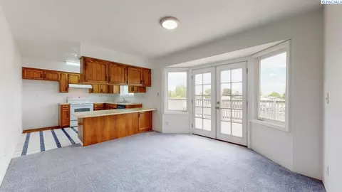 3478 Hanson Loop, Burbank, WA 99323 photo 11