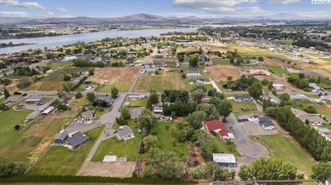 1817 N Road 76, Pasco, WA 99301 photo 4