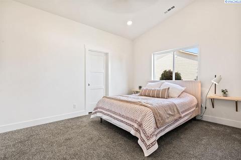 8611 Tottenham Ct, Pasco, WA 99301 photo 17