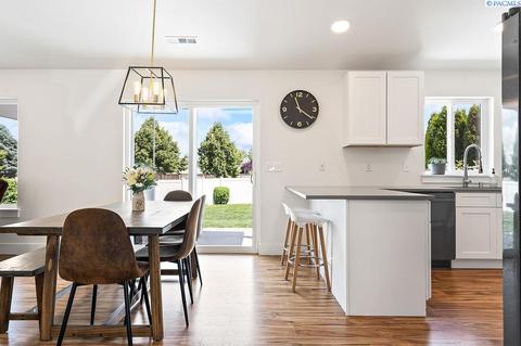 8611 Tottenham Ct, Pasco, WA 99301 photo 12