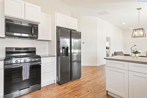 8611 Tottenham Ct, Pasco, WA 99301 photo 14