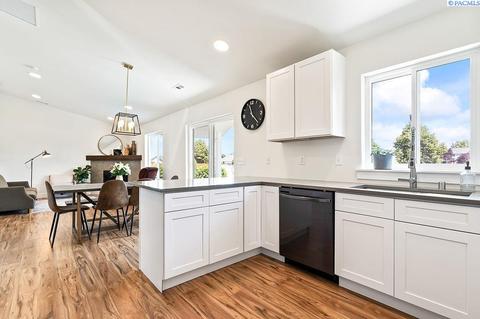 8611 Tottenham Ct, Pasco, WA 99301 photo 13
