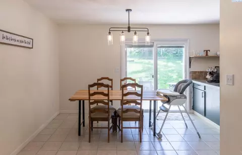 625 SW Dawn View Ct, Pullman, WA 99163 photo 9