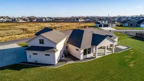 6724 Eagle Crest Dr, Pasco, WA 99301 photo 6