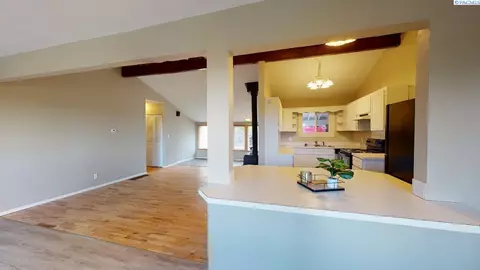 625 SW James, Pullman, WA 99163 photo 6