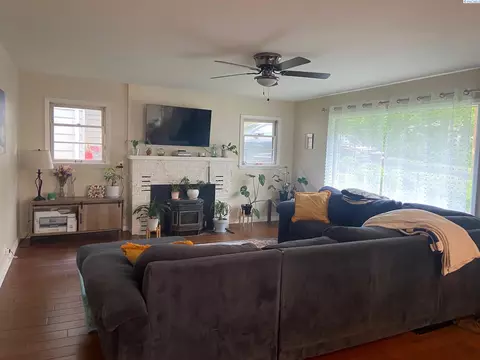 341 NW Cleveland St, Pullman, WA 99163 photo 3