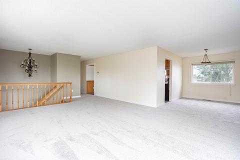 441 E Davis St, Connell, WA 99326 photo 5