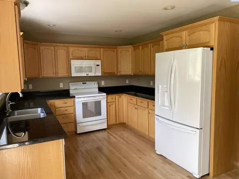 1005 SW Crestview, Pullman, WA 99163 photo 8