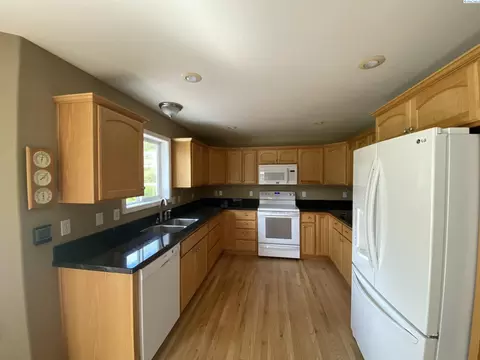 1005 SW Crestview, Pullman, WA 99163 photo 9