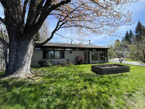 530 NW Darrow St, Pullman, WA 99163 photo 1