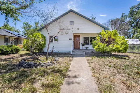 122 E 4th Ave, Kennewick, WA 99336 photo 2